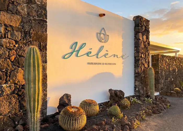 Hélène Holidays - Hotel Boutique Corralejo